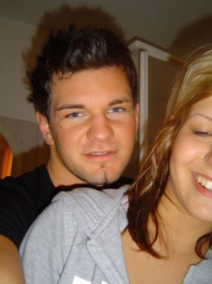 милые молодожены голышом. Эскиз 3