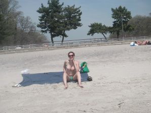 breasts of perfect shape. Thumb 10