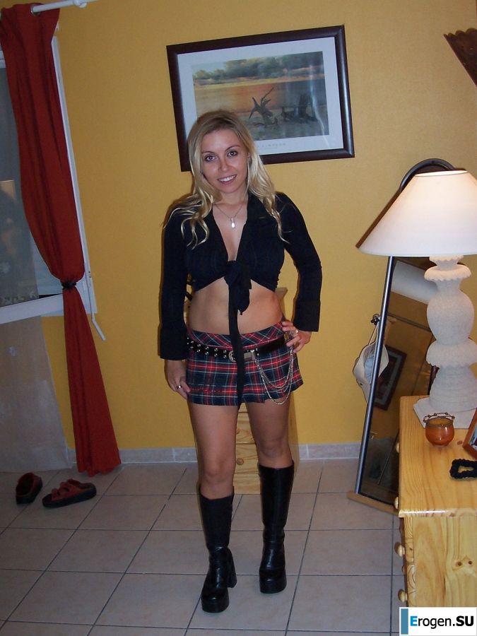 стриптизерша на курторте с бойфрендом. Фото 26