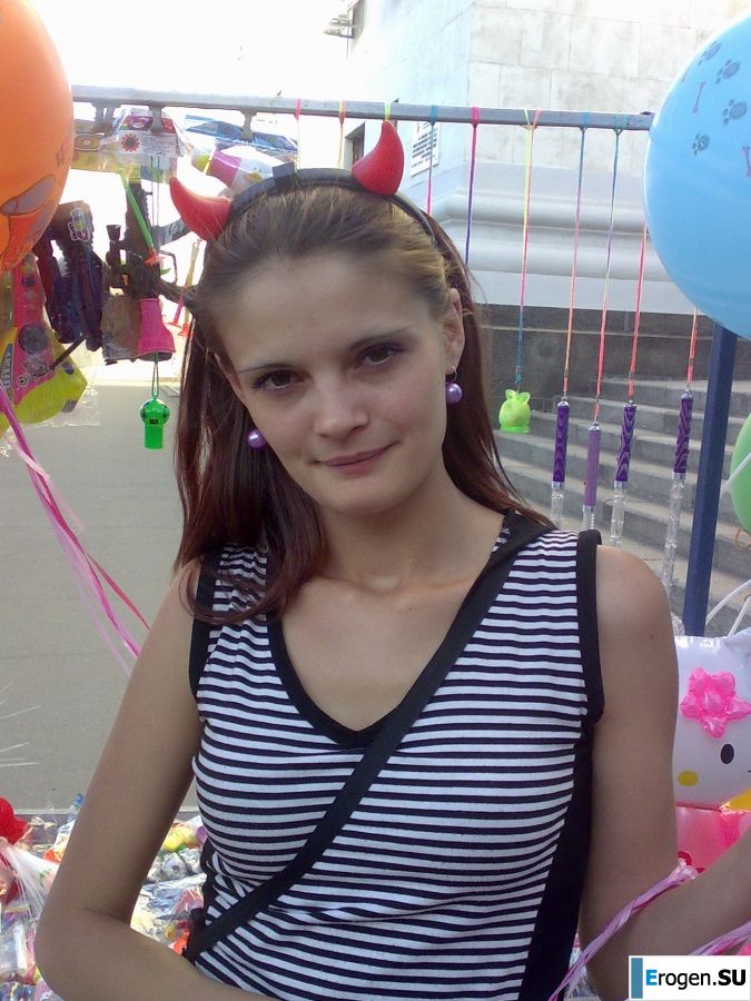 savage nudist and mud rubbing. Photo 37