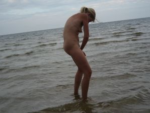 surrendered to the first comer. Thumb 12