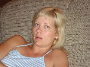 surrendered to the first comer. Thumb 38