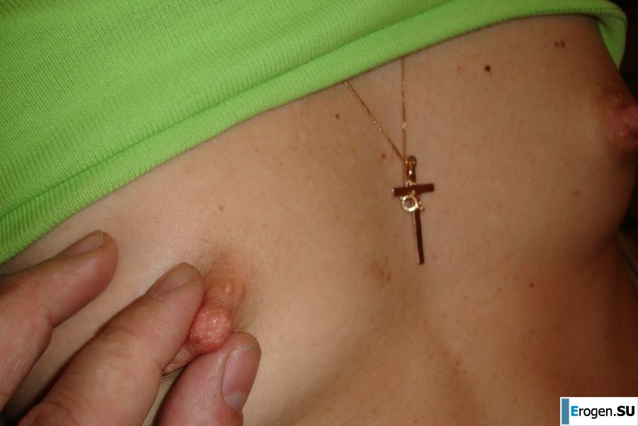 pretty slim blonde with zero size. Photo 28