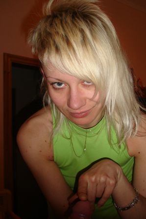 pretty slim blonde with zero size. Thumb 31