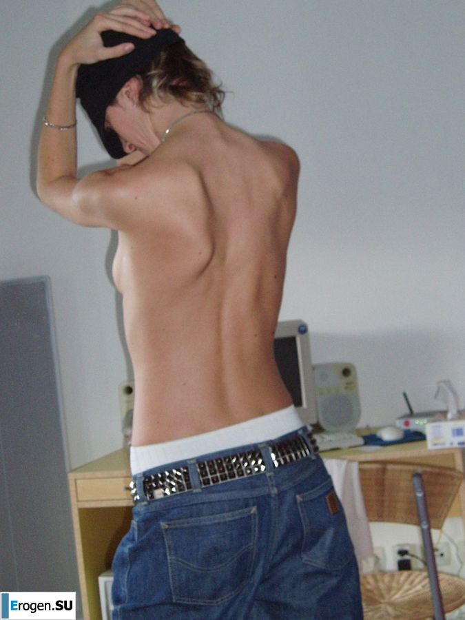 Lesbian on vacation with a friend. Part 4. Photo 16