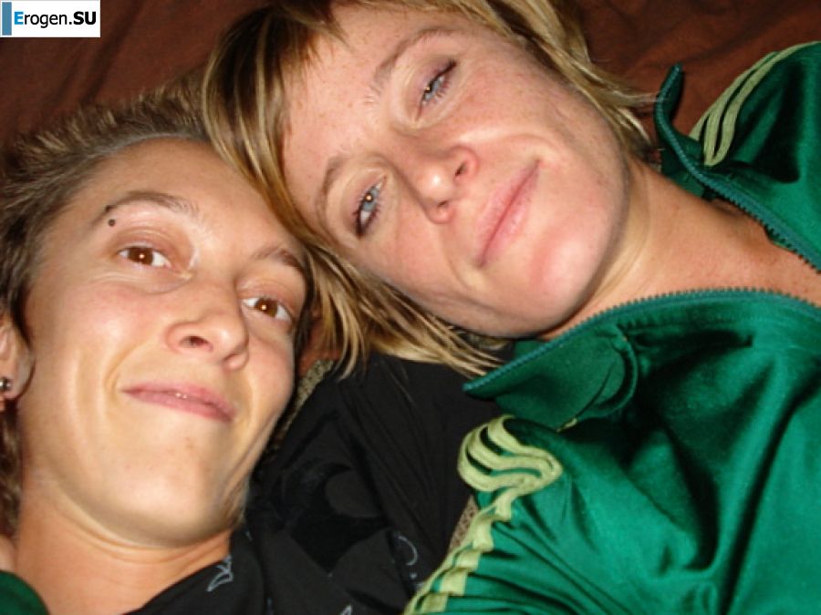 Lesbian on vacation with a friend. Part 4. Photo 31