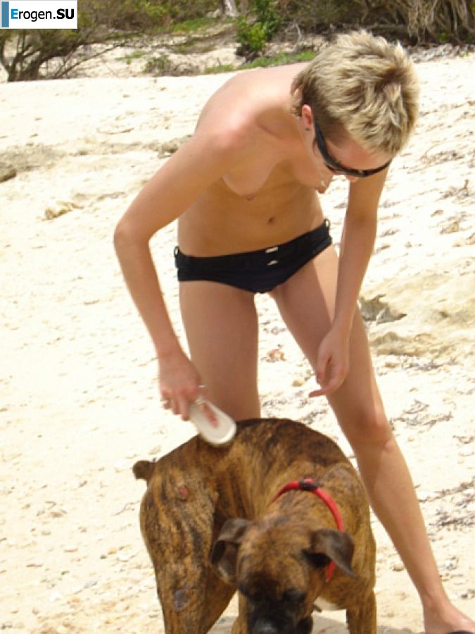 Lesbian on vacation with a friend. Part 4. Photo 32