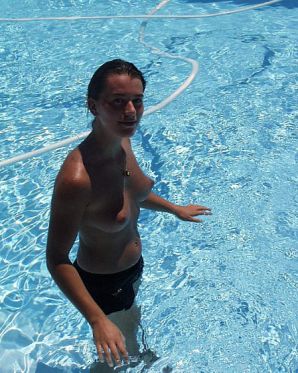 Lesbian on vacation with a friend. Part 4. Thumb 24