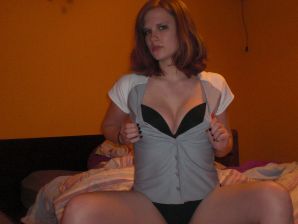 red nude hottie. Thumb 27