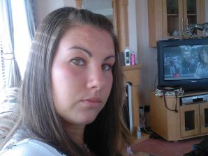 фанатка совать в письку фалоимитаторы. Эскиз 25