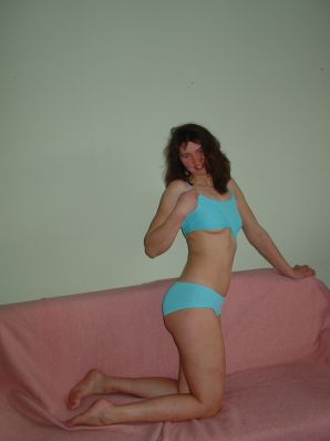 pink bedspreads and someone's pussy. Thumb 10