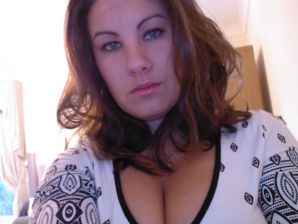 fan poke dildos in pussy. Part 2. Thumb 26