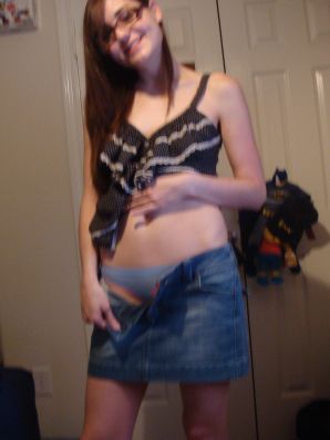 striptease of a young vulgar girl. Part 2. Thumb 37