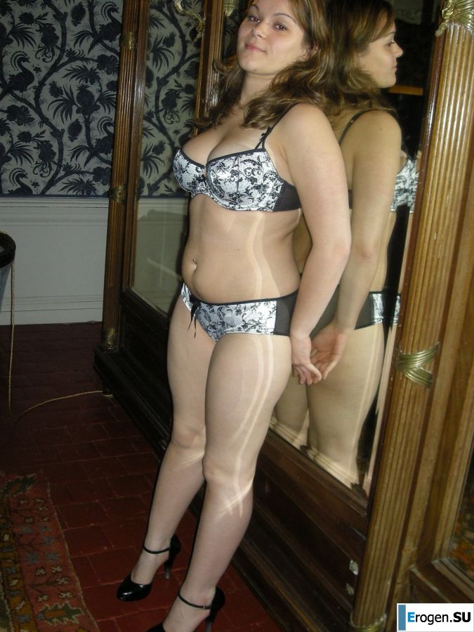 undressing in search of his daddy. Part 2. Photo 11