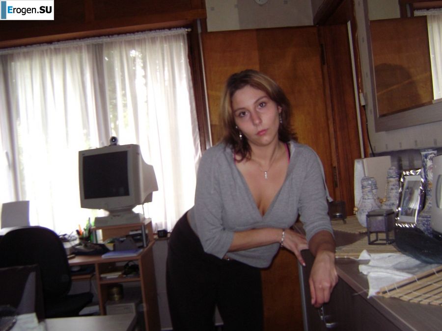 light antics and light undresses. Photo 40