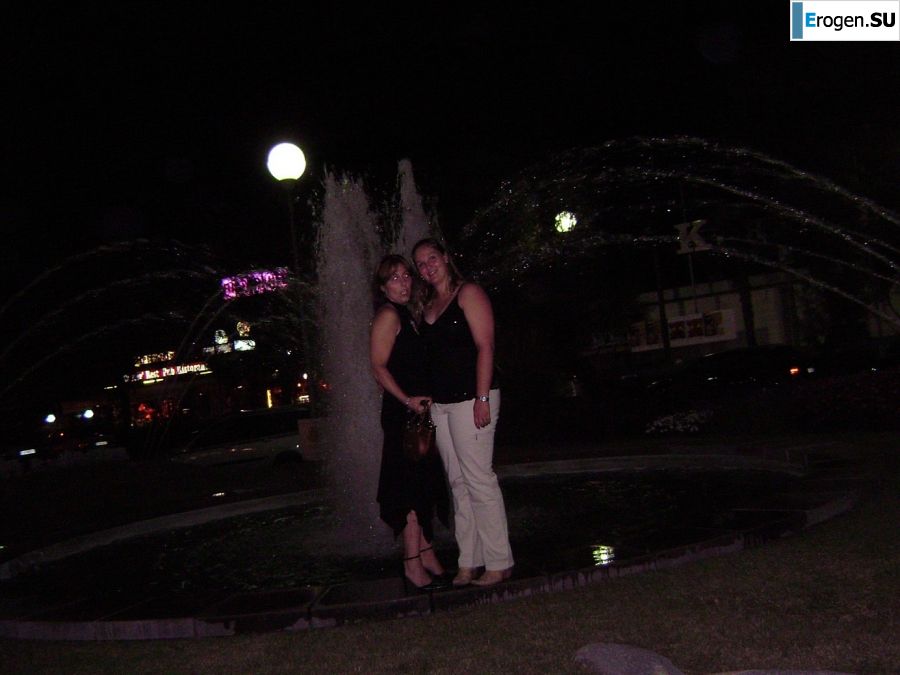 легкие кривляния и легкие раздевания. Часть 2. Фото 3