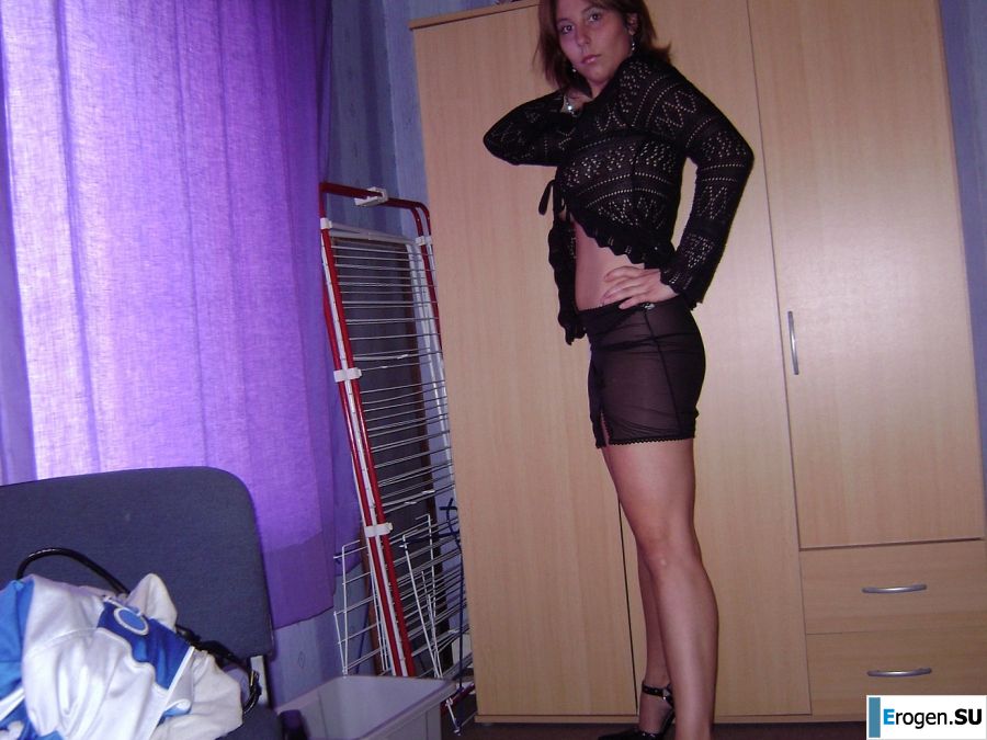 легкие кривляния и легкие раздевания. Часть 2. Фото 30