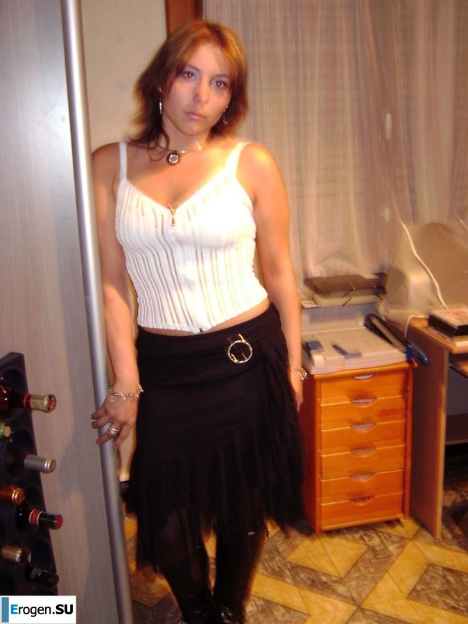 легкие кривляния и легкие раздевания. Часть 2. Фото 5