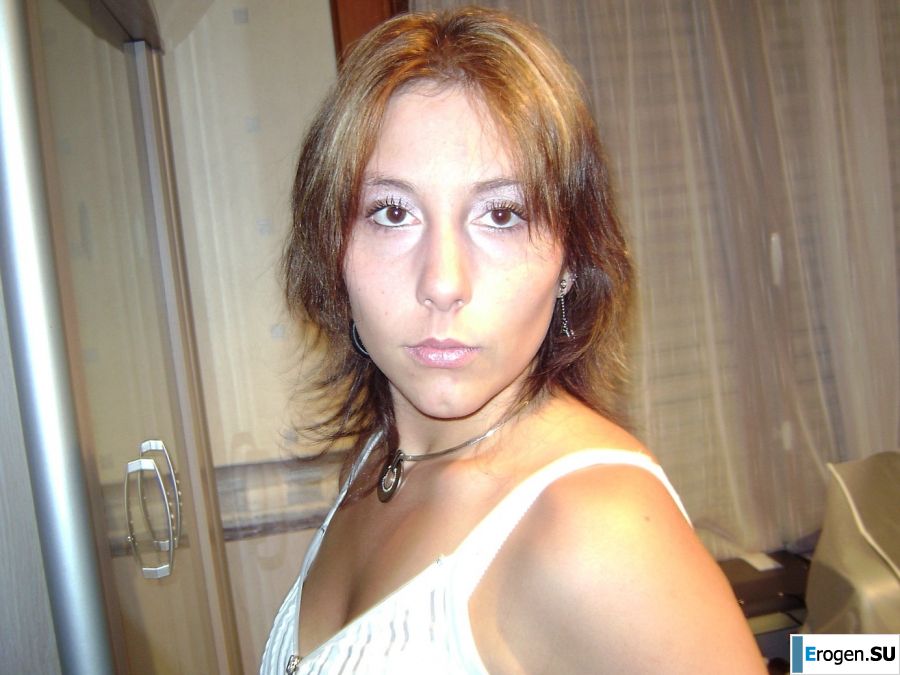 легкие кривляния и легкие раздевания. Часть 2. Фото 6