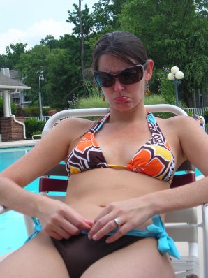 paprazzi and his girlfriend. Thumb 52