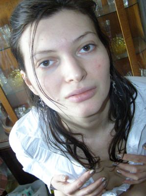 без купальника на каменистом берегу. Часть 2. Эскиз 17