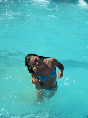 без купальника на каменистом берегу. Часть 2. Эскиз 32