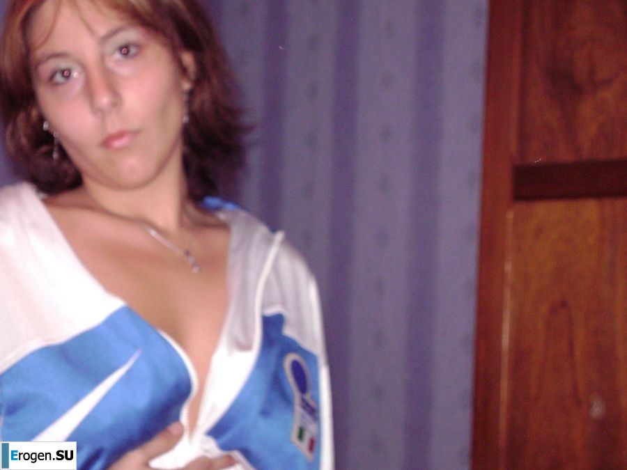 легкие кривляния и легкие раздевания. Часть 3. Фото 25