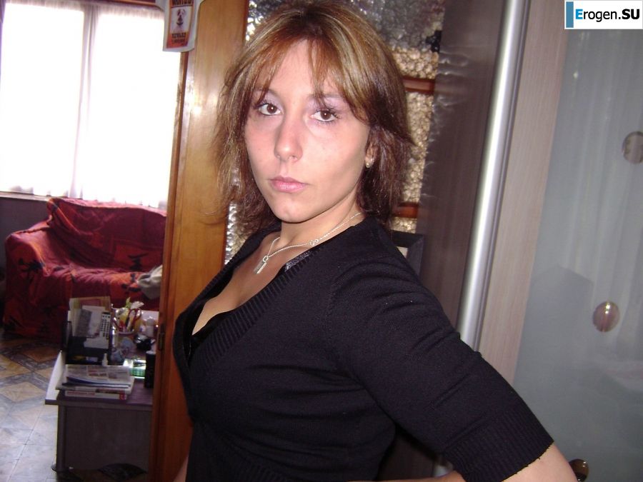 легкие кривляния и легкие раздевания. Часть 3. Фото 3