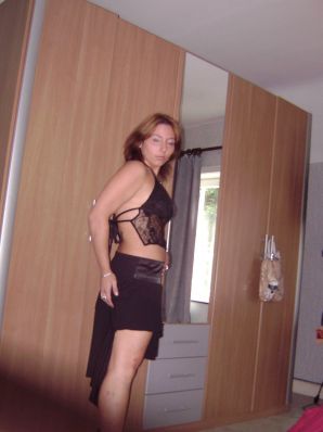 легкие кривляния и легкие раздевания. Часть 3. Эскиз 17