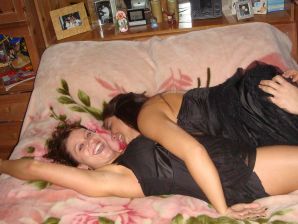 they met in a swing bar. Thumb 33