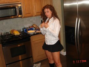 they met in a swing bar. Thumb 8