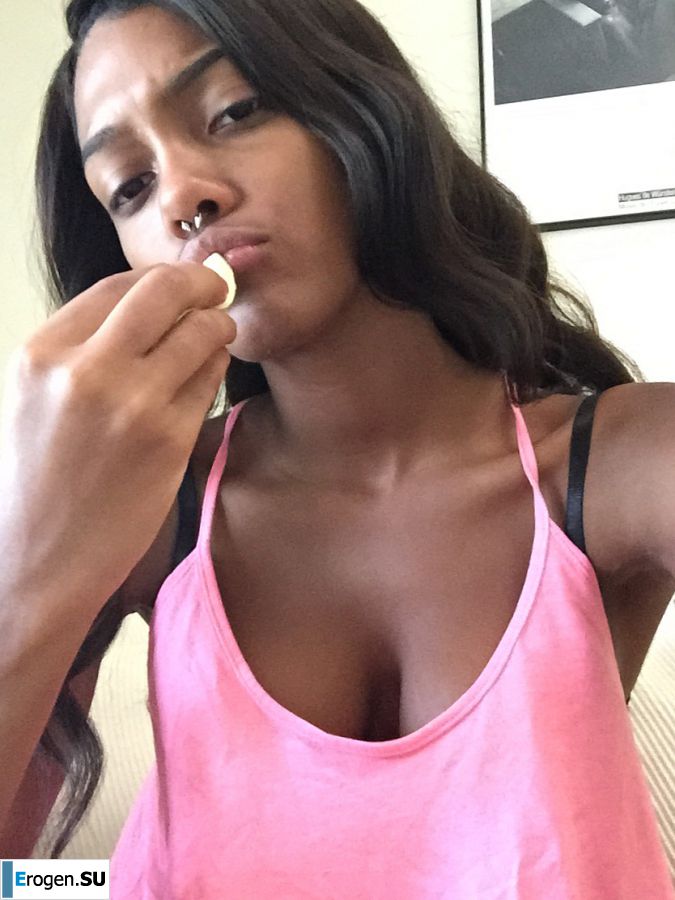 недотраханная лезби негритянка. Часть 3. Фото 11