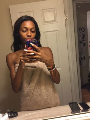 недотраханная лезби негритянка. Часть 3. Эскиз 37