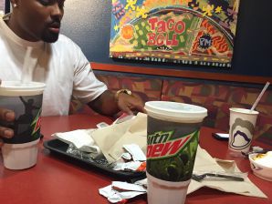 недотраханная лезби негритянка. Часть 4. Эскиз 31