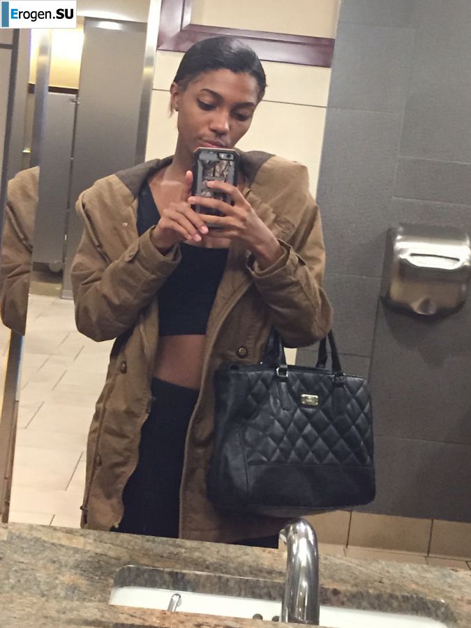 uncut black woman Lezzby. Part 5. Photo 48