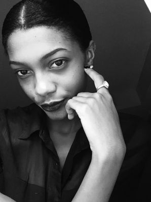 недотраханная лезби негритянка. Часть 5. Эскиз 5