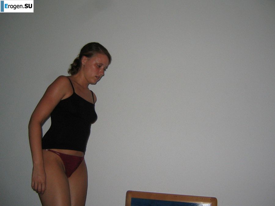 топлесс в каком то отеле на море. Фото 5