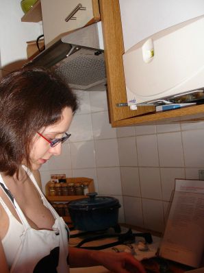 беременная и без одежды. Эскиз 16