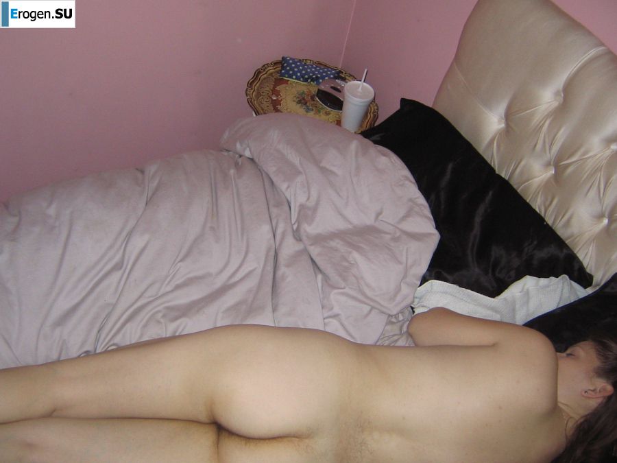 A mature woman posing in a transparent dress in front of a man. Photo 20