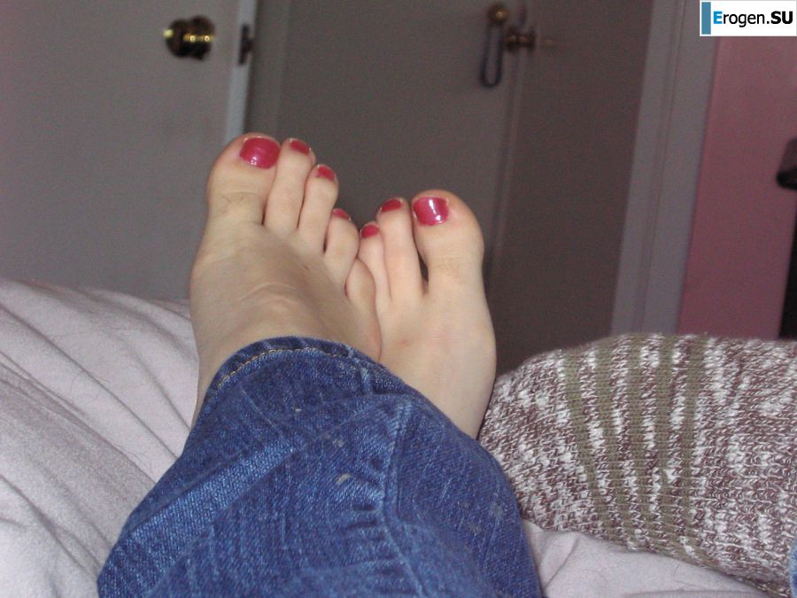 A mature woman posing in a transparent dress in front of a man. Photo 7