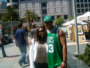 Аппетитная негритянка мастурбирует и демонстрирует мокрую киску. Эскиз 16