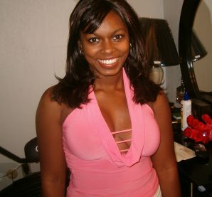 Аппетитная негритянка мастурбирует и демонстрирует мокрую киску. Эскиз 20