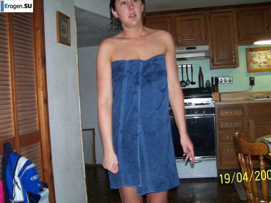 Beautiful slim brunette masturbates during sex. Photo 22