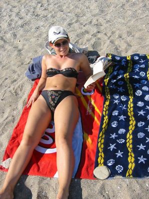 The young minx pleases herself with fingers and a vibrator. Thumb 28