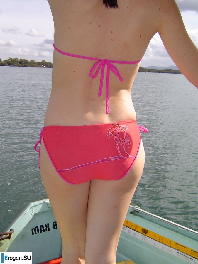 A young girl was completely exposed in a hotel room. Photo 35