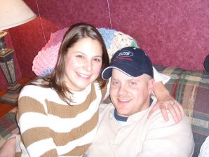 Веселая девушка позирует перед парнем в белье, а после ублажает себя пальчиком. Эскиз 20