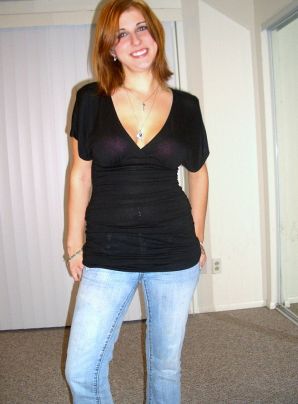 Two girls had sex with a guy after a date. Thumb 8