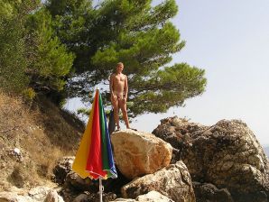 A sports student undressed on the beach and swam naked. Part 2. Thumb 32