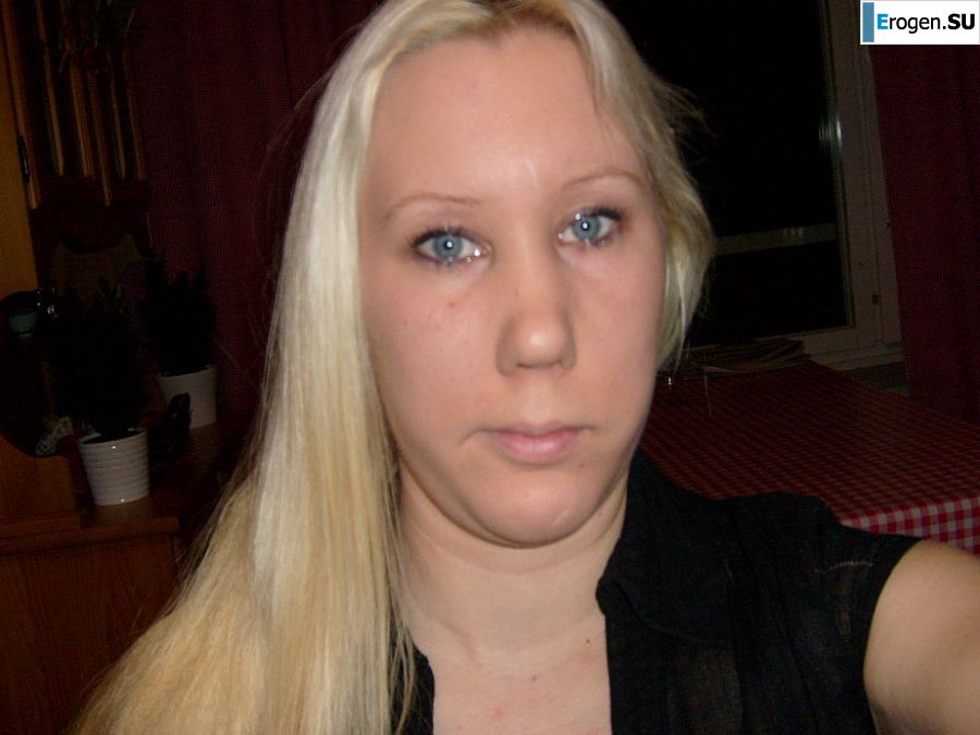 The blonde opened her labia and showed a wet vagina. Photo 11