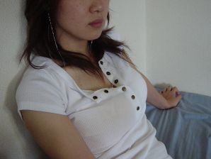 Asian took off her bra and panties and showed her fluffy and boobs. Thumb 39